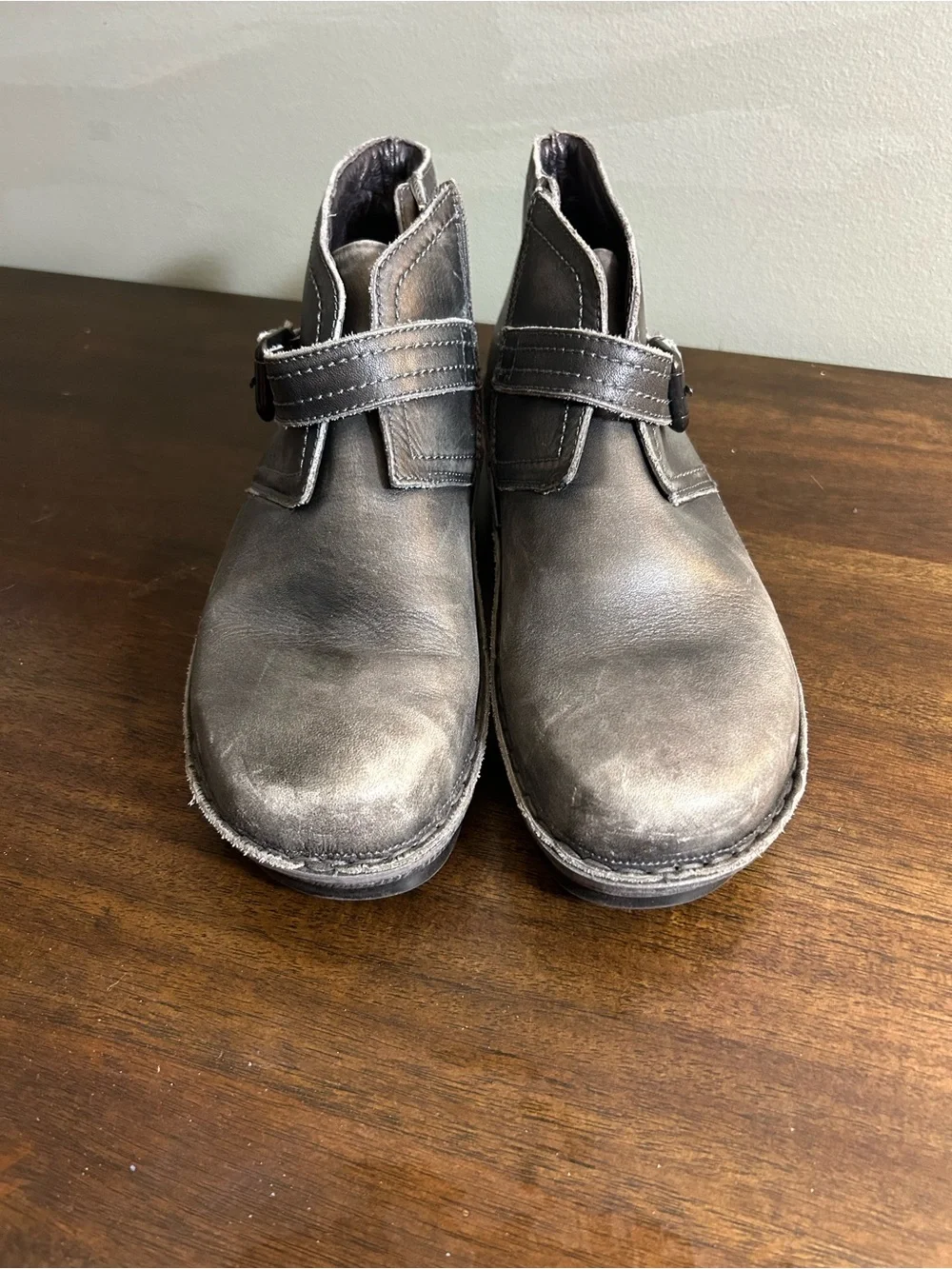 Naot Women's Gray Leather Ankle Boots